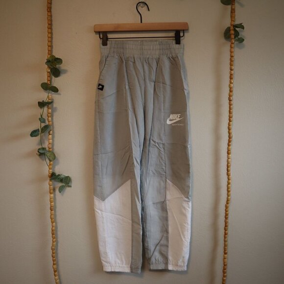 Nike Kids Straight Leg Colorblock Gray Track Pants Size Large - Picture 1 of 7